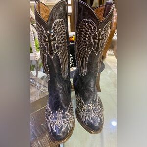 Innovacion Black Leather Rhinestone Wing Cross Boots Size 6 — Embellished